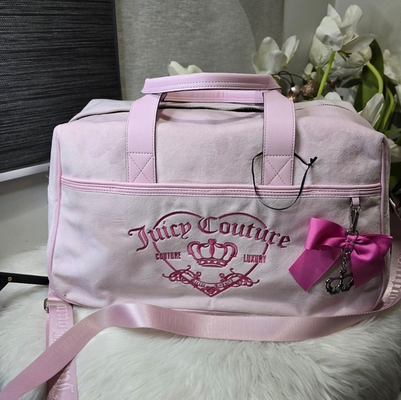 Juicy Couture Handbags - Juicy Couture Pink Duffel Bag, LED Vanity Mirror, And Juicy Coture Lipgloss  👑